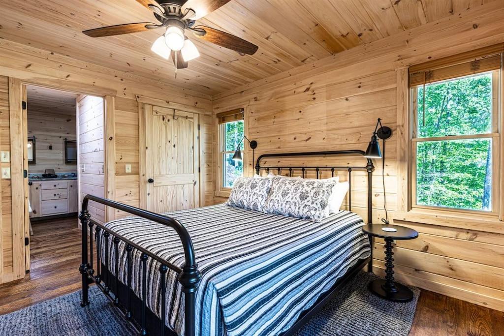 Luxe Family Cabin 8 Min To Downtown Блу Ридж Екстериор снимка