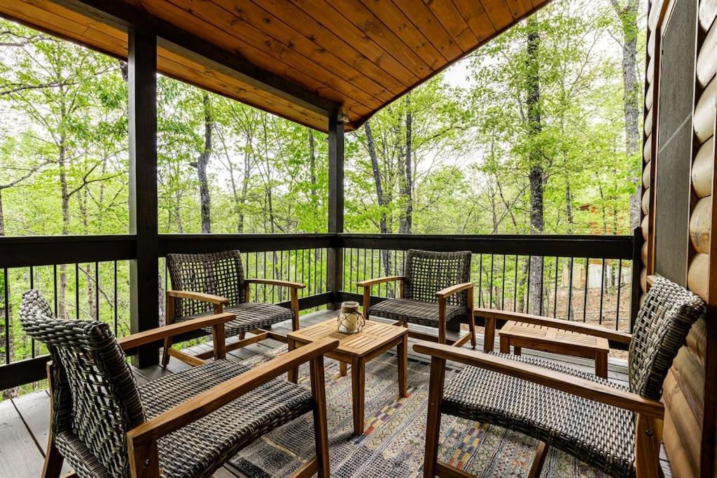 Luxe Family Cabin 8 Min To Downtown Блу Ридж Екстериор снимка