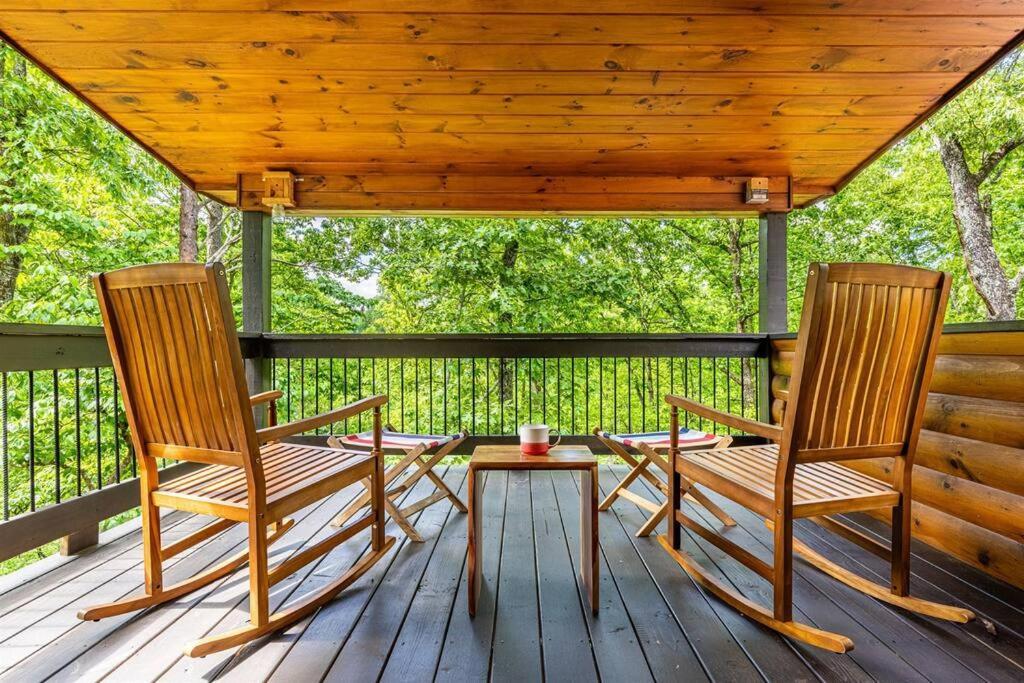 Luxe Family Cabin 8 Min To Downtown Блу Ридж Екстериор снимка