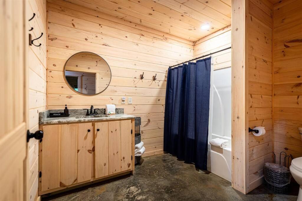 Luxe Family Cabin 8 Min To Downtown Блу Ридж Екстериор снимка