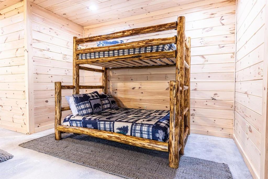 Luxe Family Cabin 8 Min To Downtown Блу Ридж Екстериор снимка